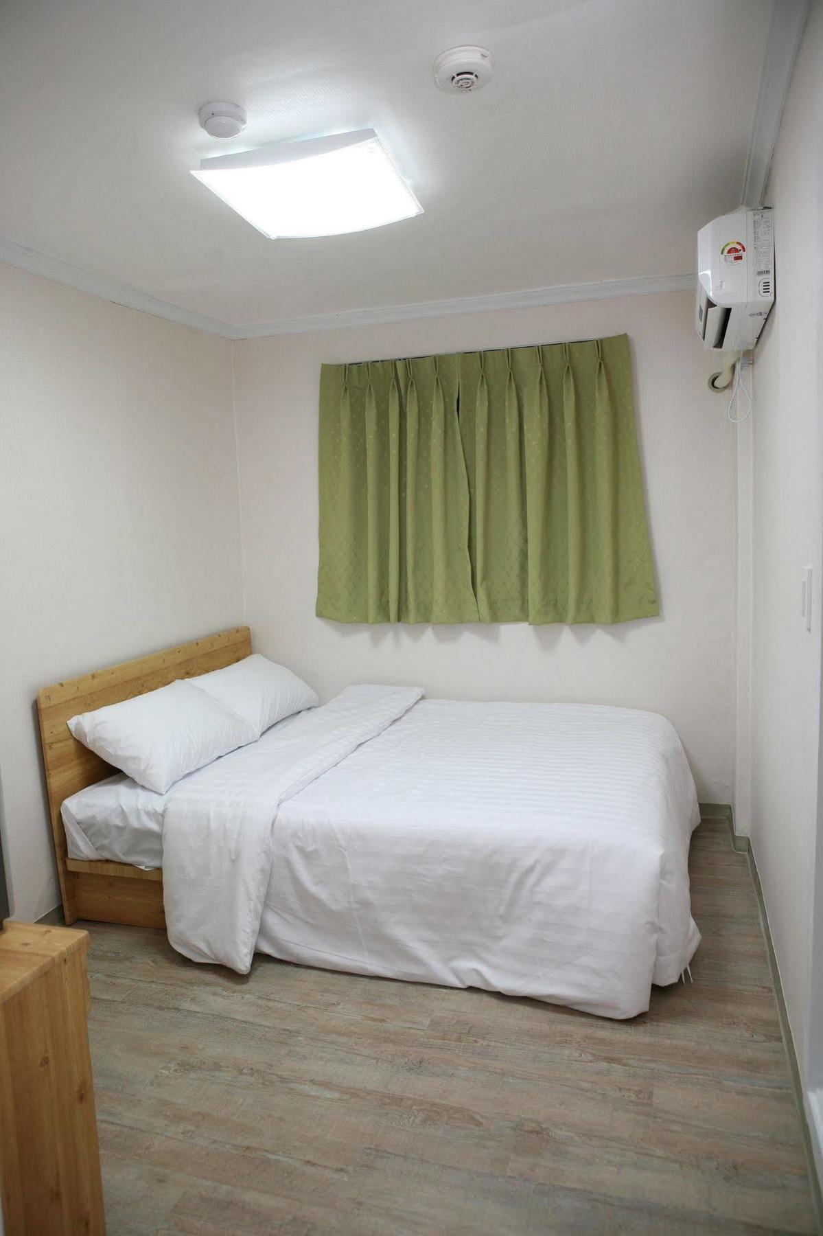 Casa de hóspedes Moons Hostel Myeongdong Seul