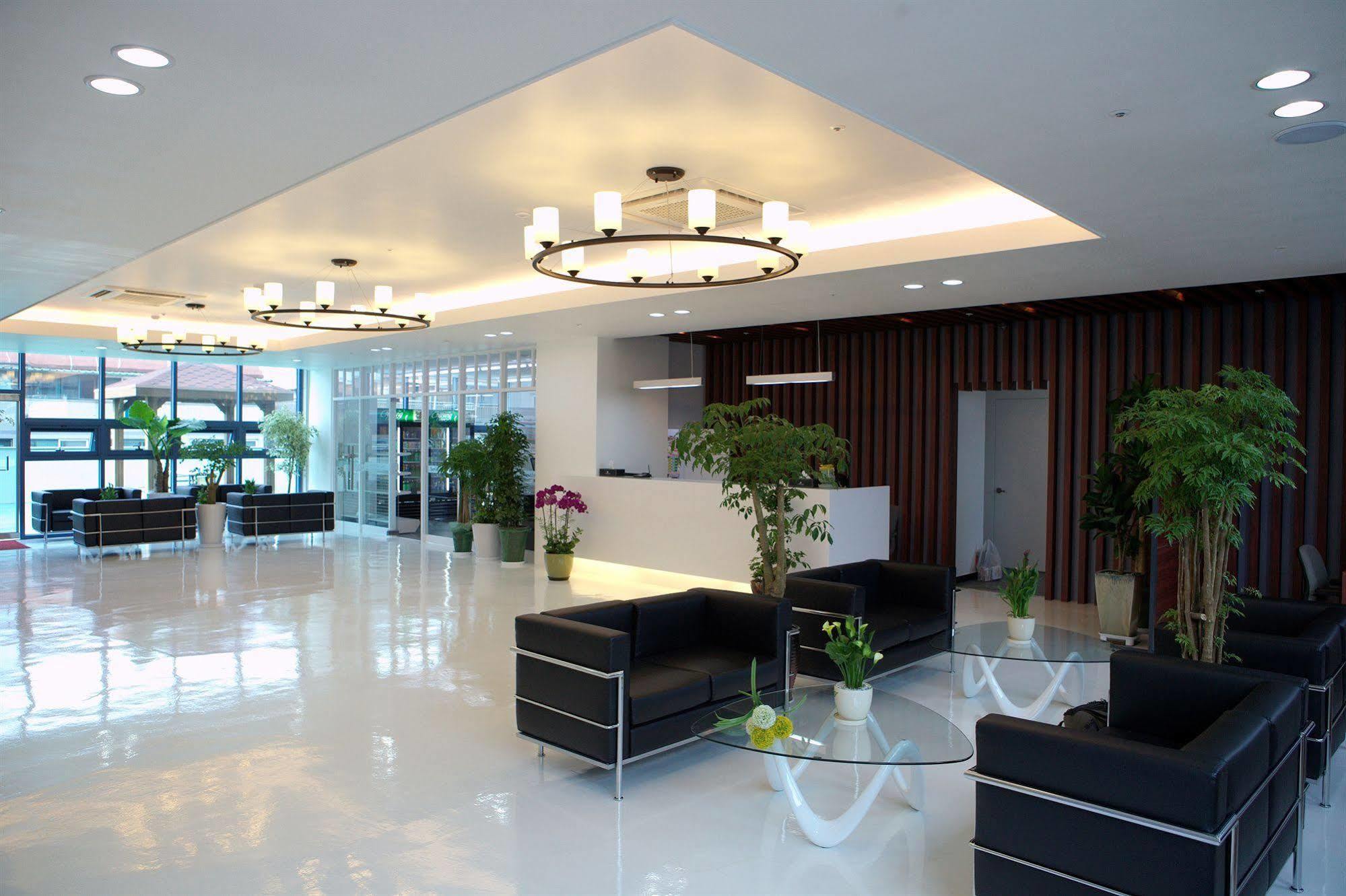 Solarium Aparthotel 3*