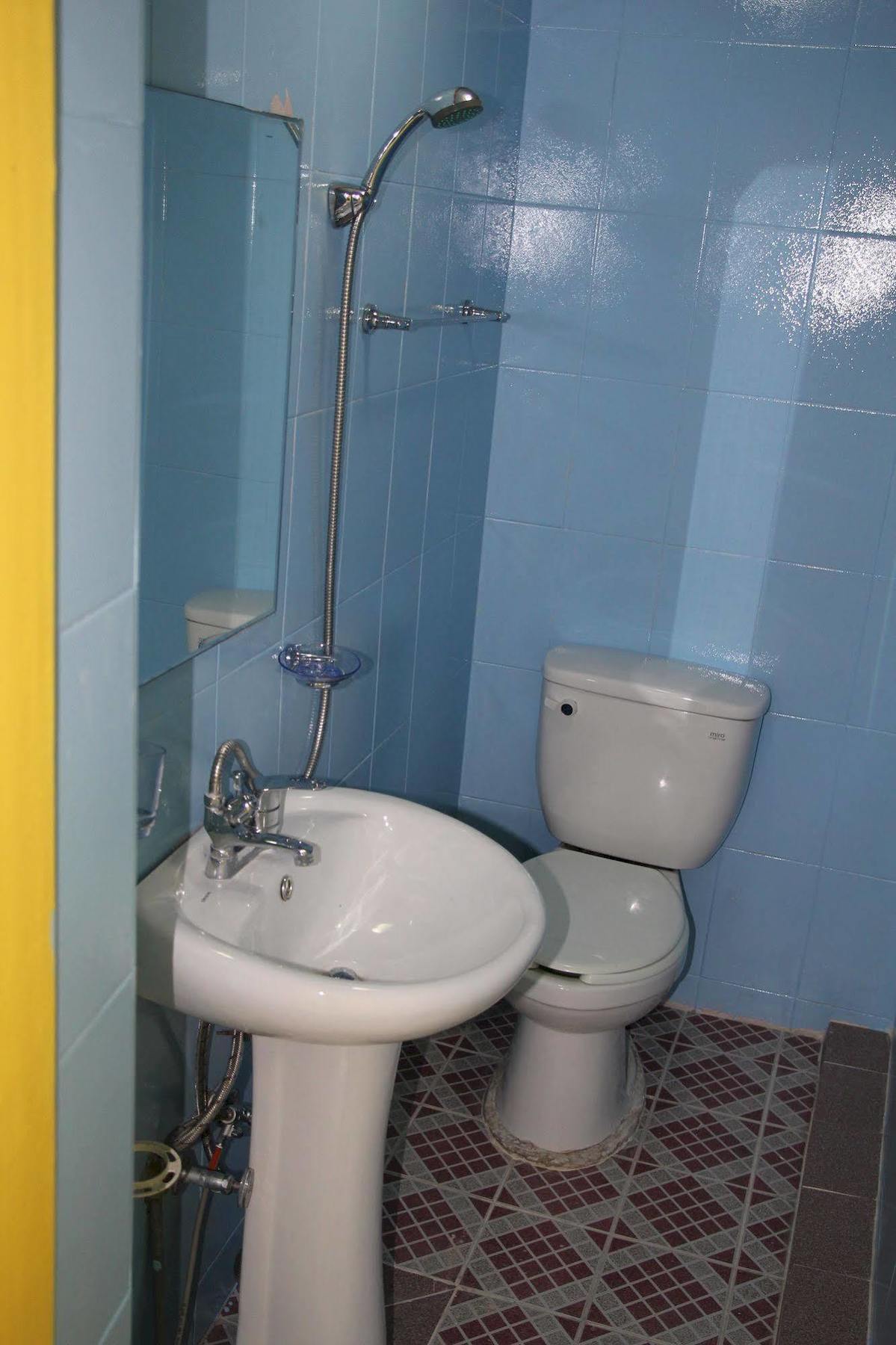 Guest house J Story 2*
