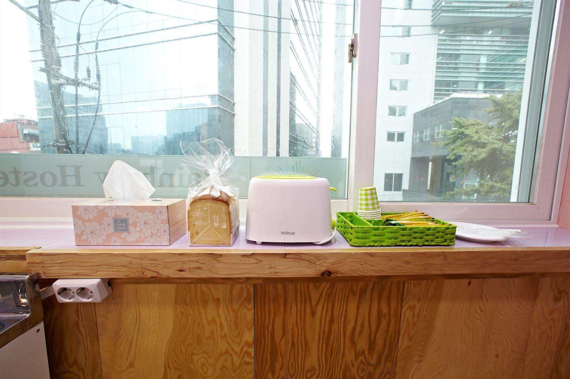 Rainbow Myeongdong 2* Seoul