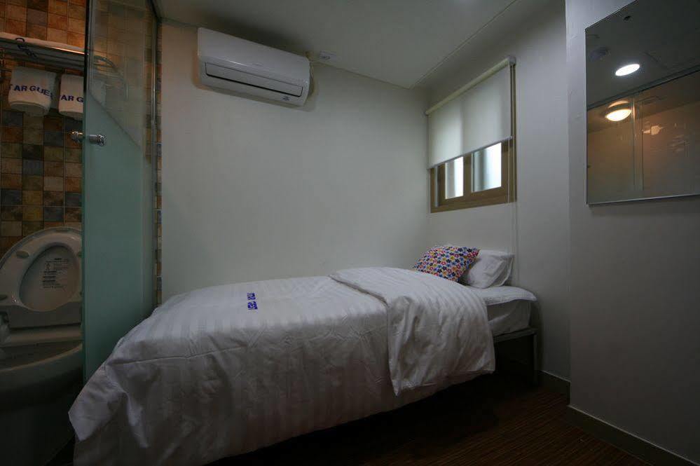 Star Guest Oneroomtel Hotel