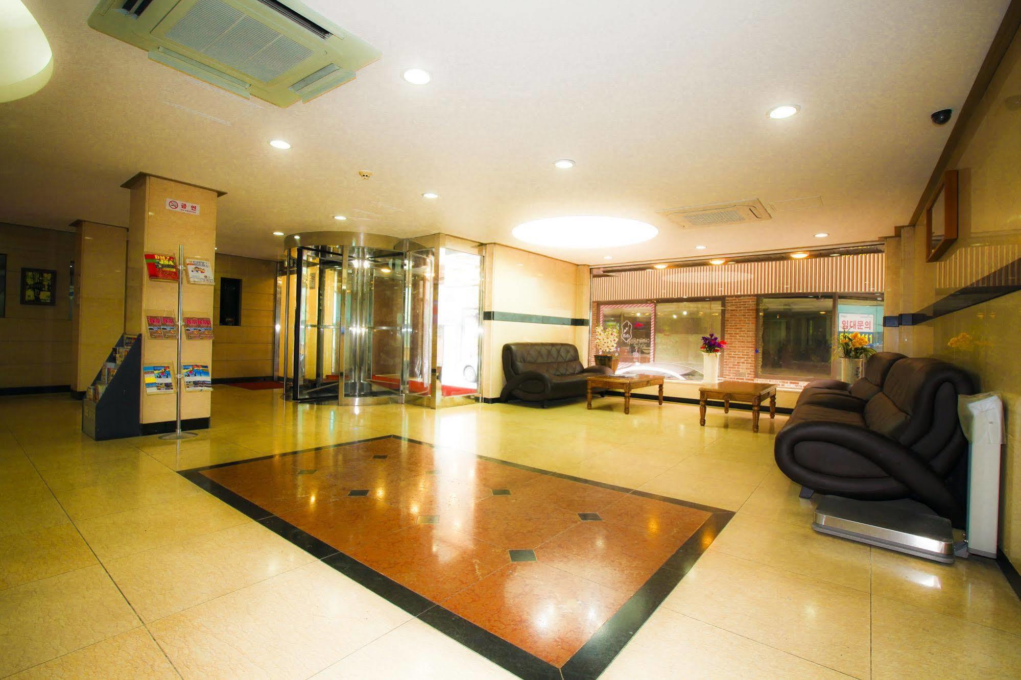 Namdaemun Palace Hotel