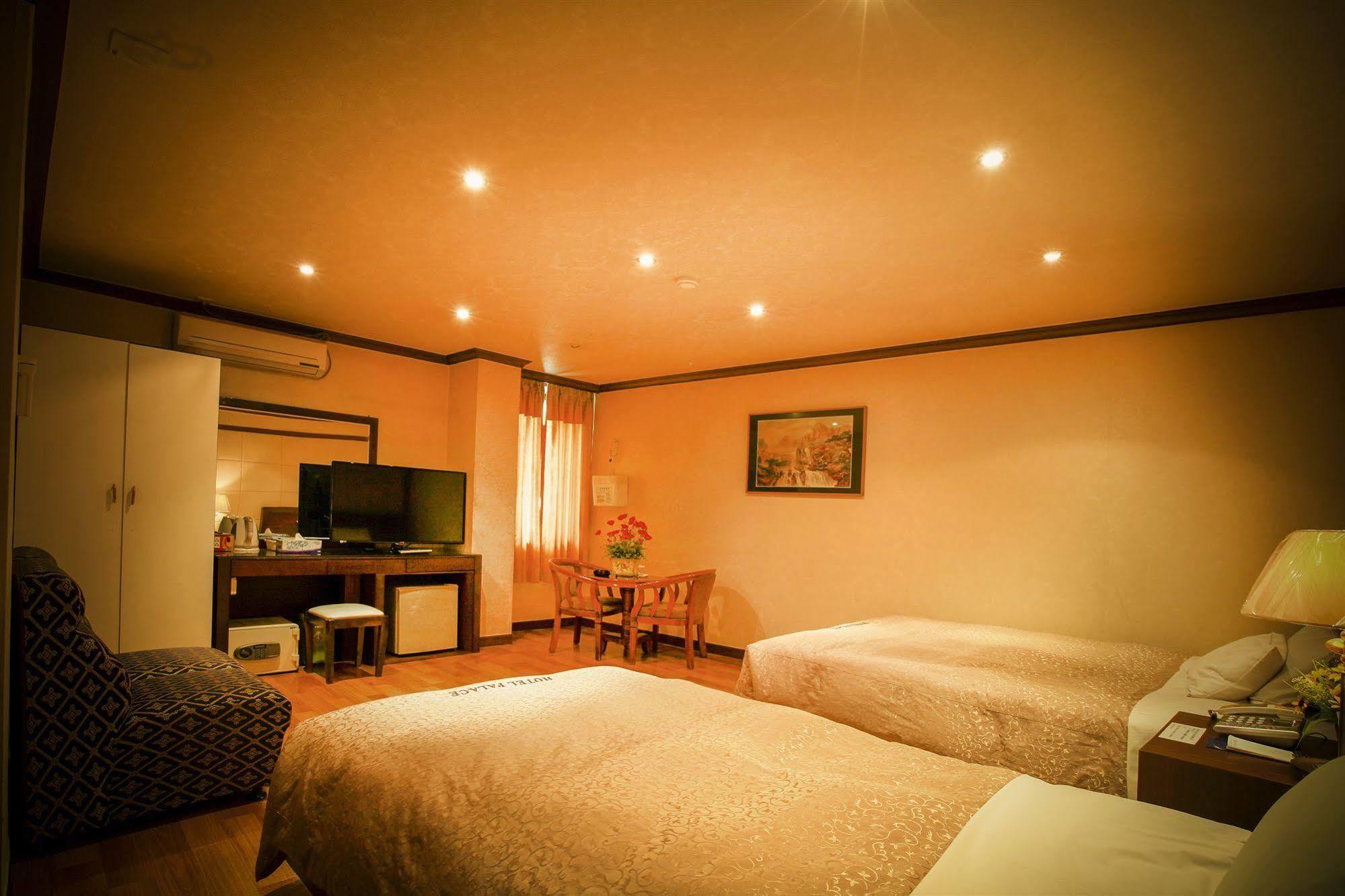 Hotel Namdaemun Palace 3*