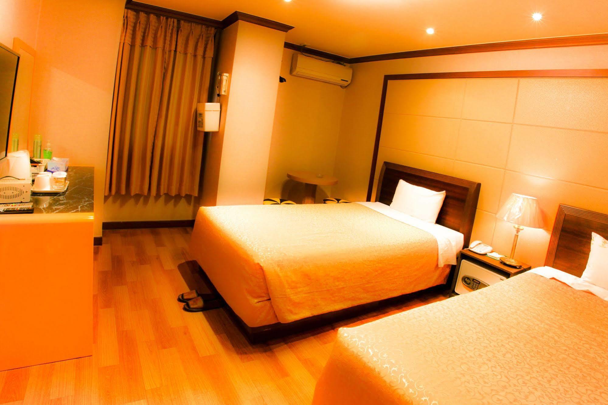 Namdaemun Palace Hotel 3*