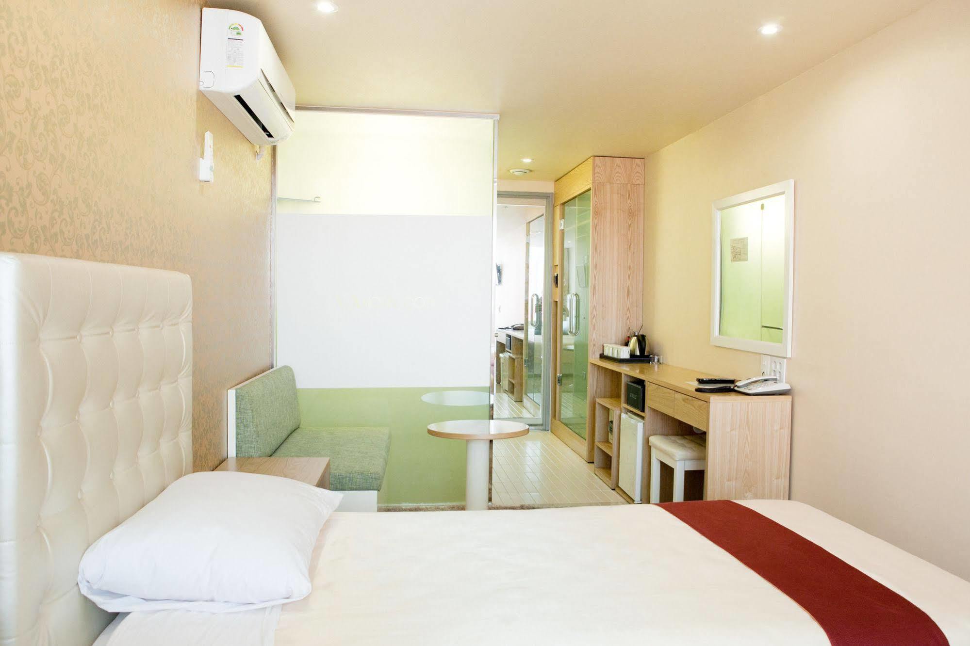 Cozy Myeongdong Hotel Seoul