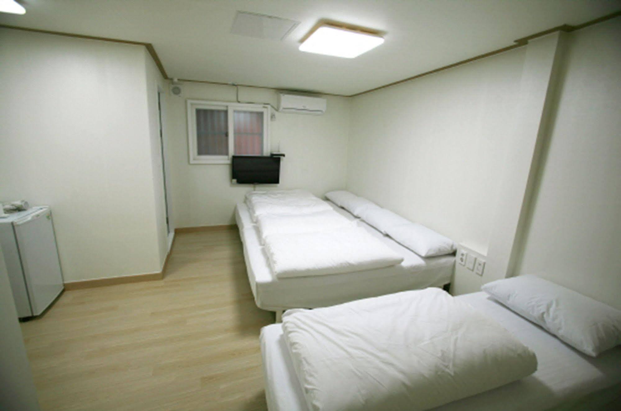 Jj 2* Seoul