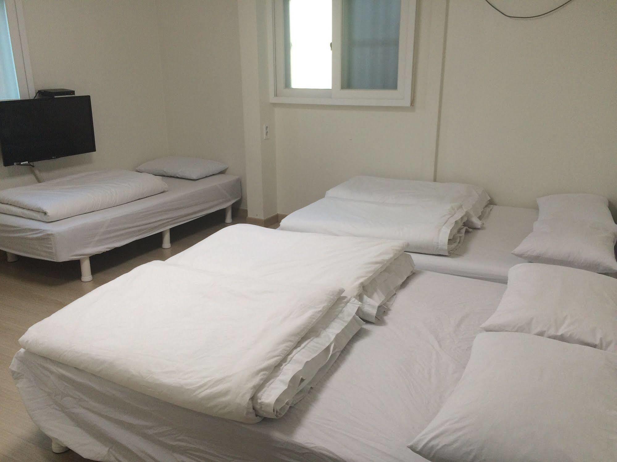 Jj Guest house 2*