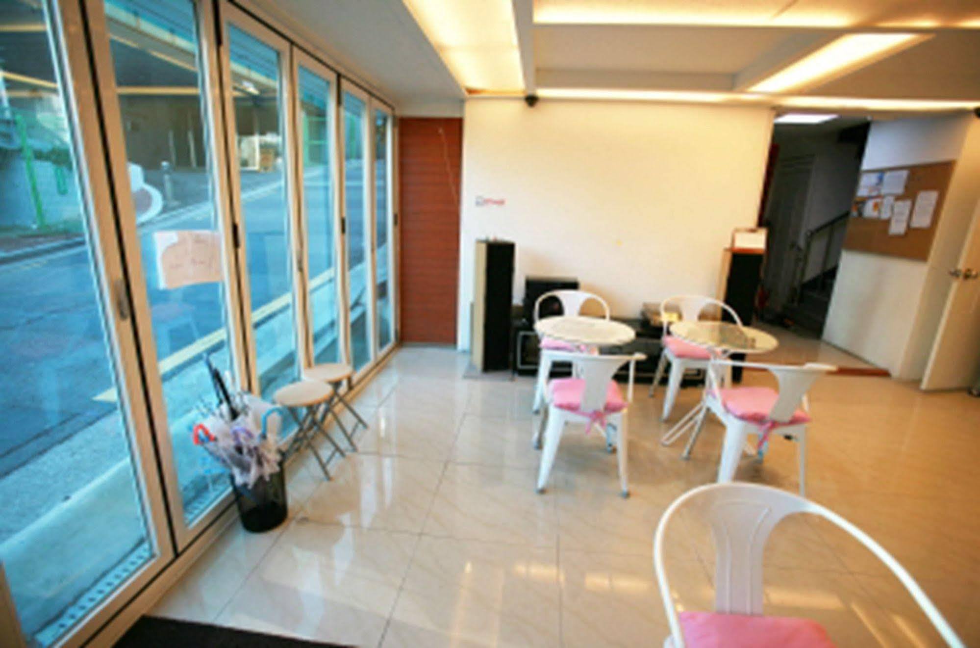 Guest house Jj 2*