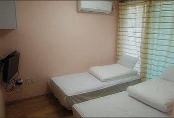 Jj Guest house 2*