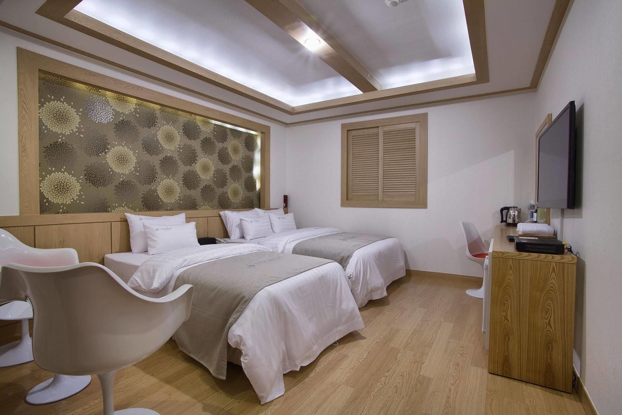 Hotel Lex Tourist Seoul