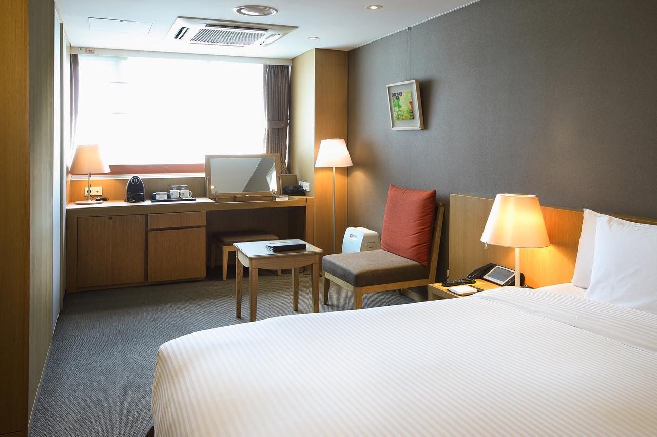 Pj Myeongdong 4* Seoul