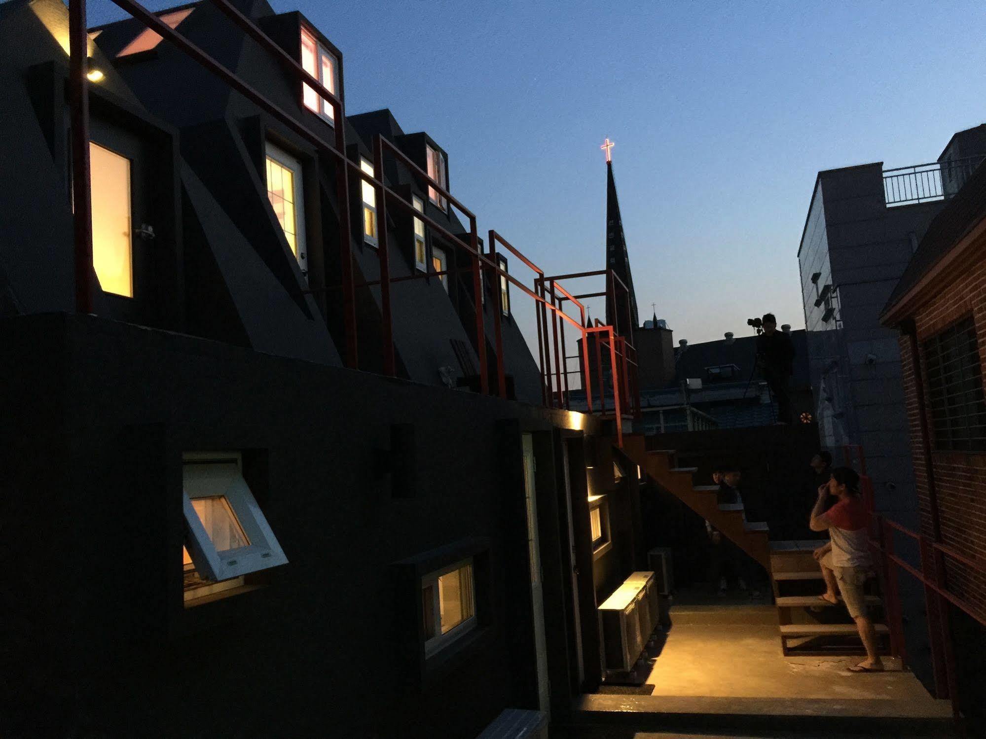 Ihouse Chinchin 2* Seoul