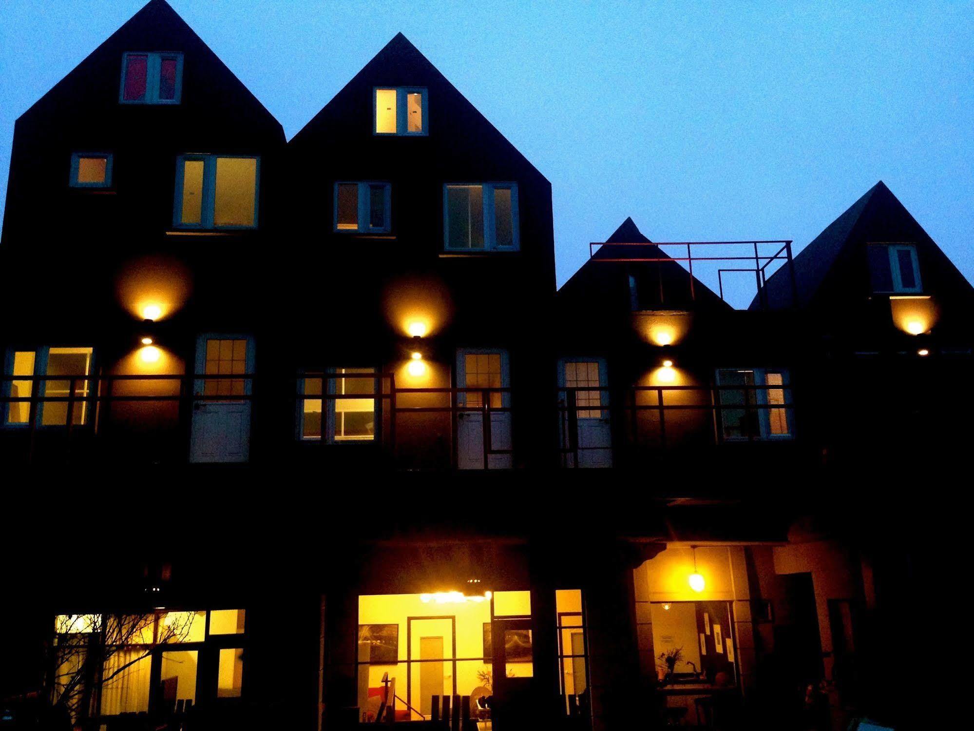 Ihouse Chinchin Guest house Seoul