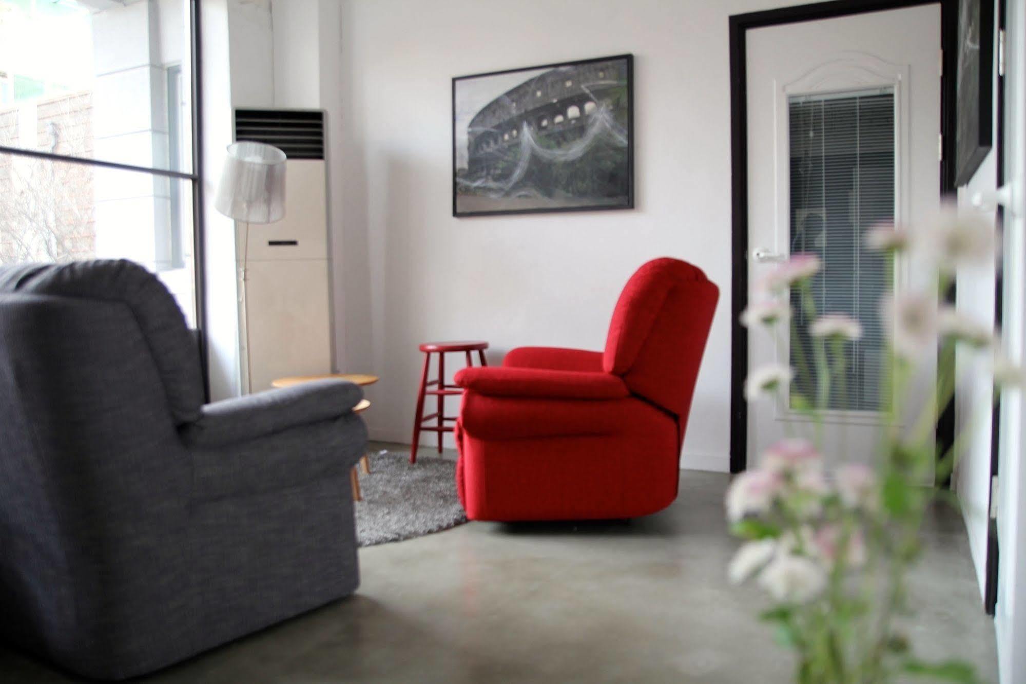 Ihouse Chinchin 2* Seoul