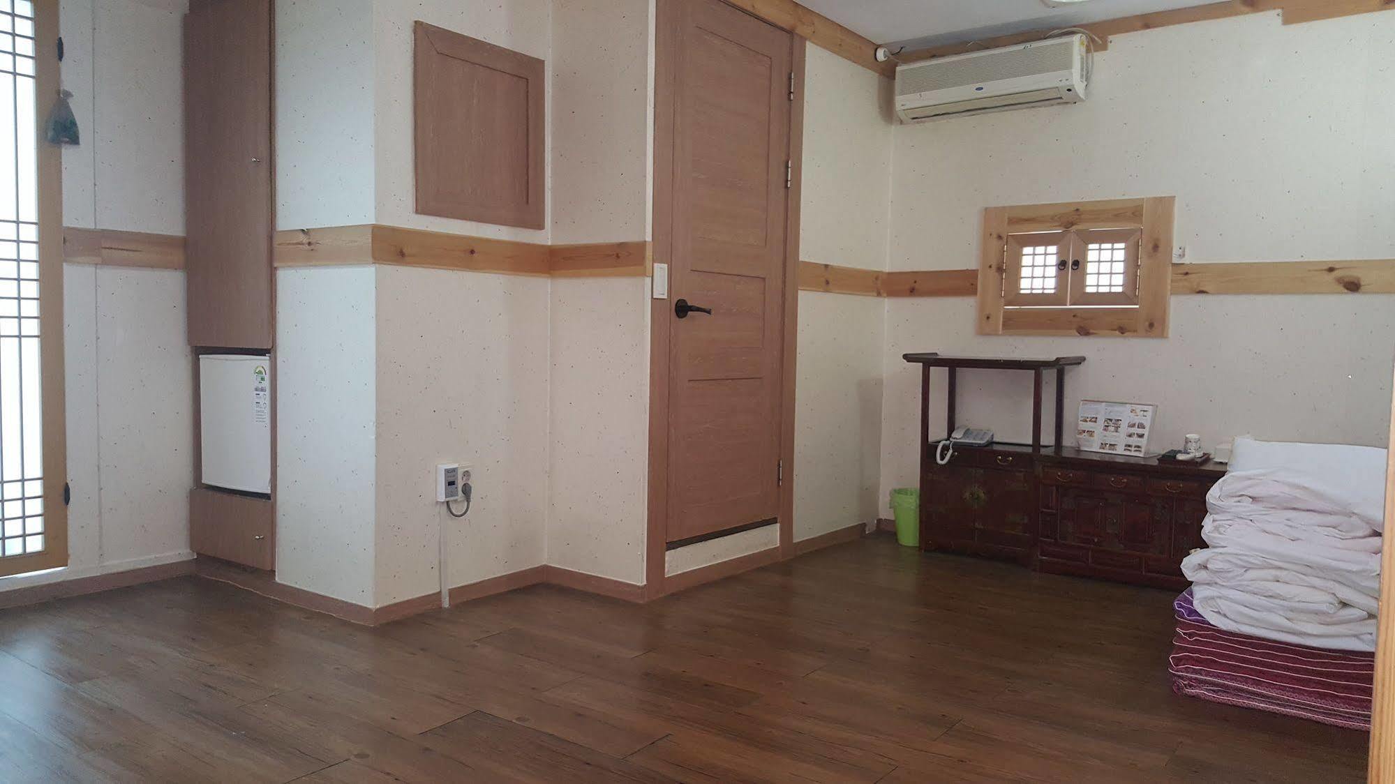 Rumah tetamu Mizo 2*