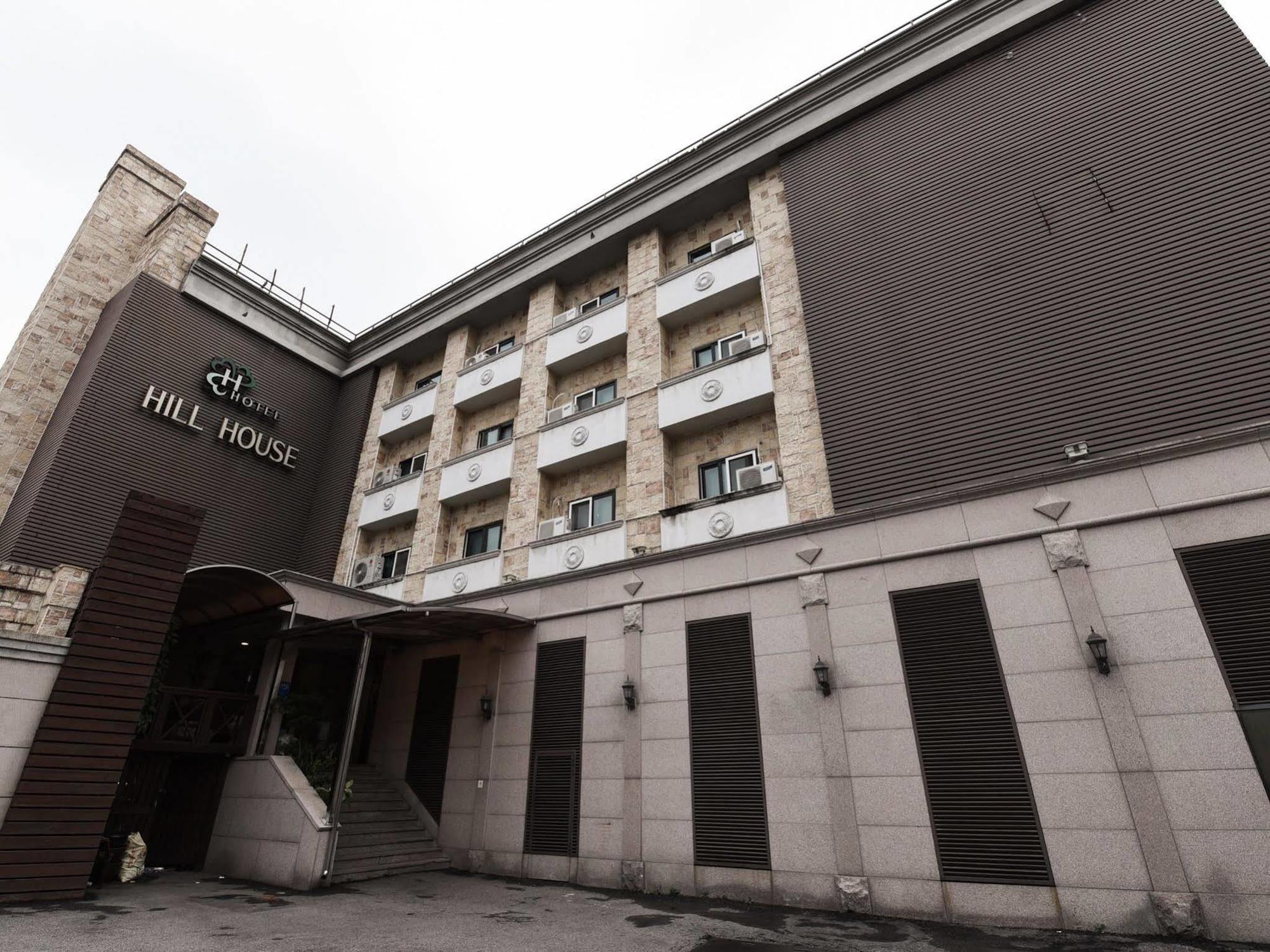Hill House Myeongdong Seul