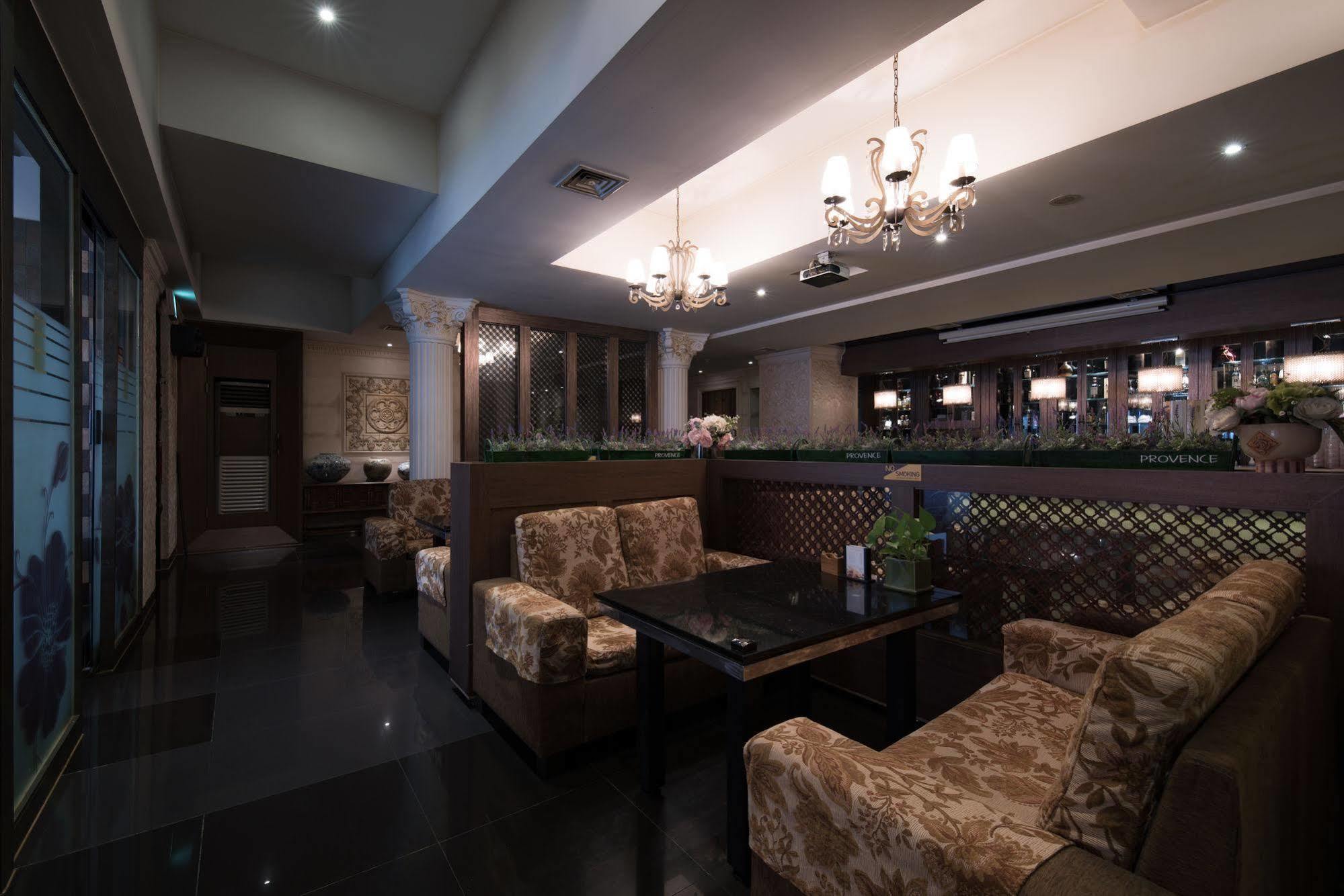 Hotel Comfort Yeouido 3*
