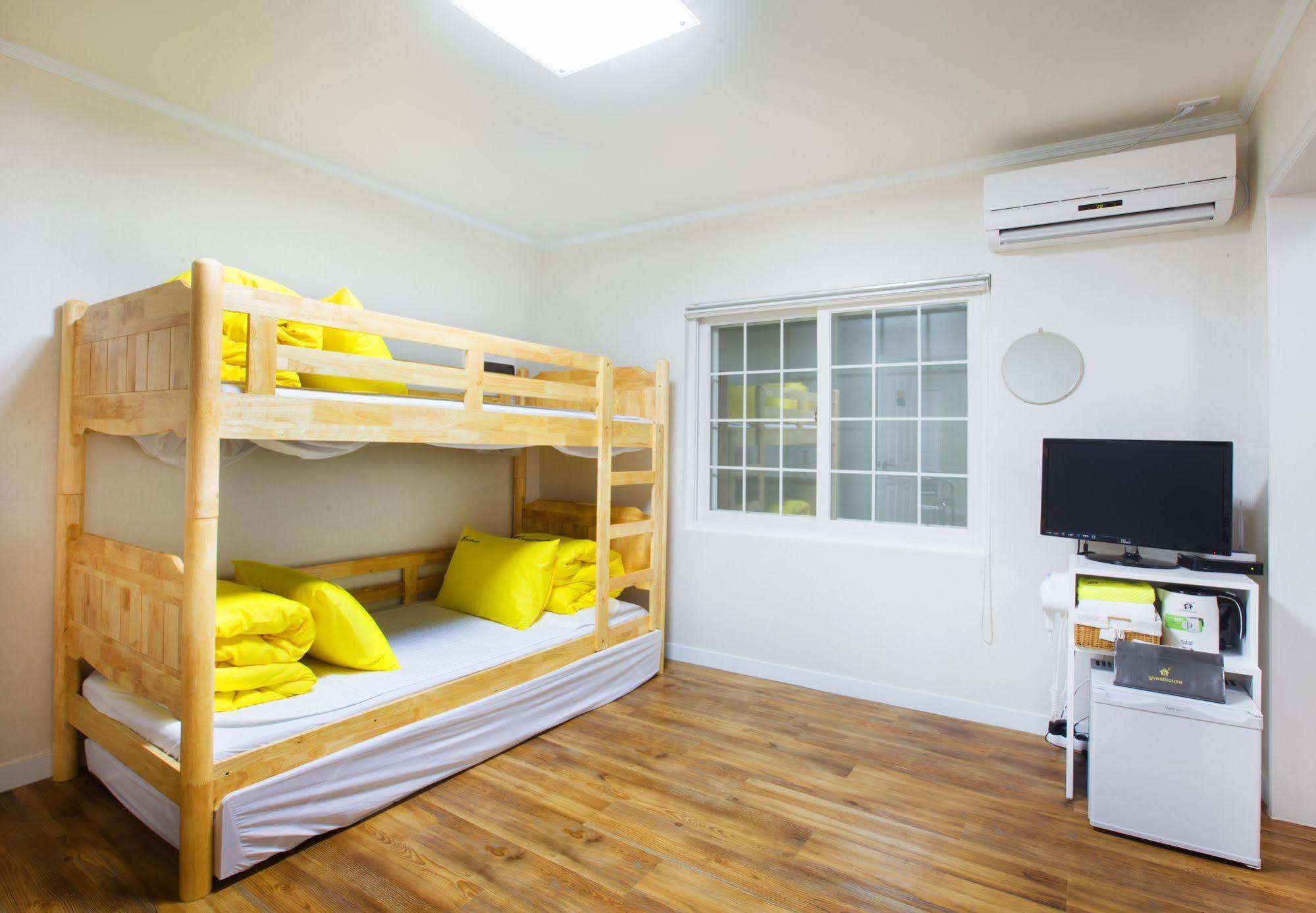 24 Namsan Garden Guest house 2*