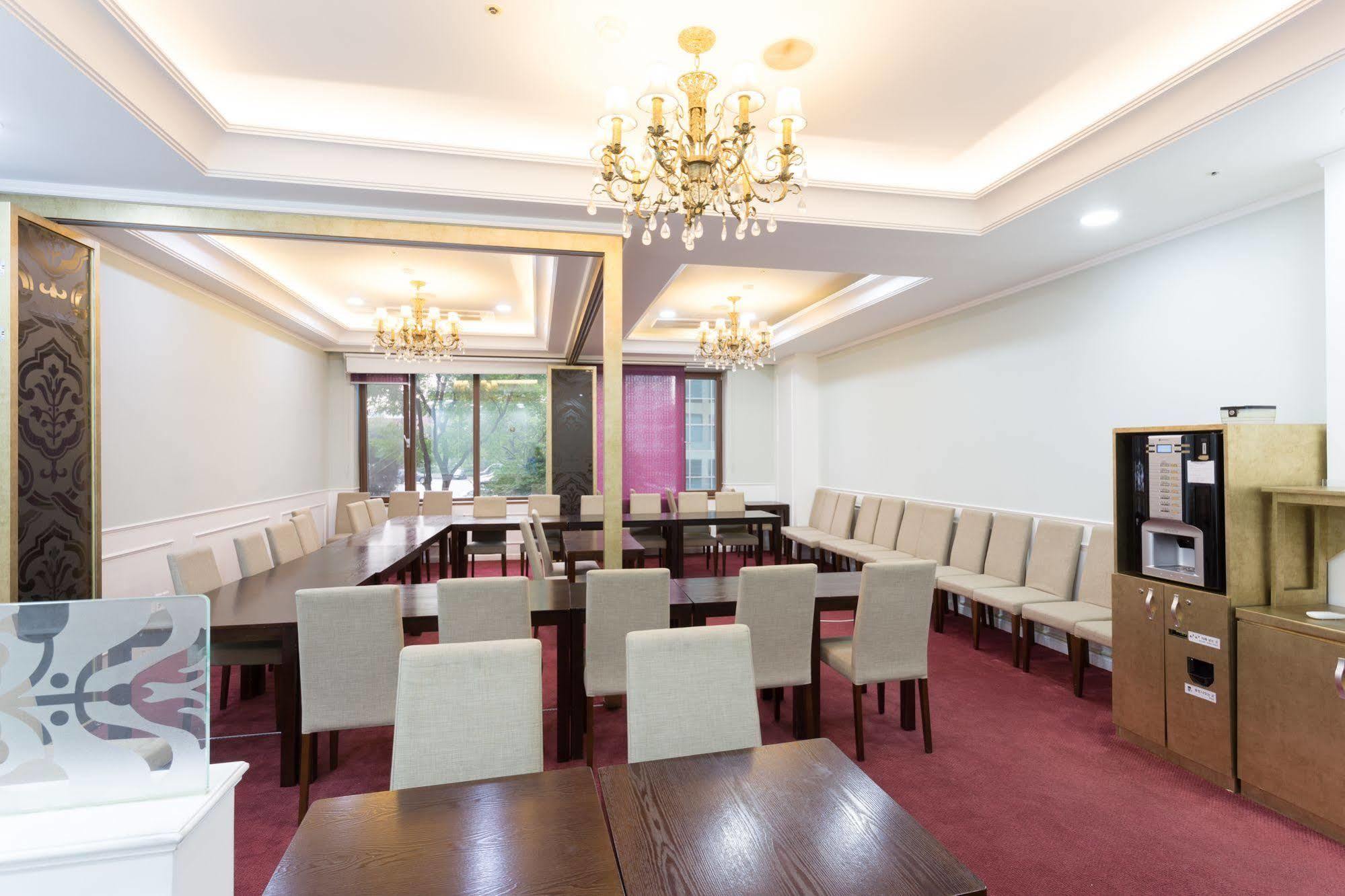 Yeoksam Artnouveau 4* Seoul