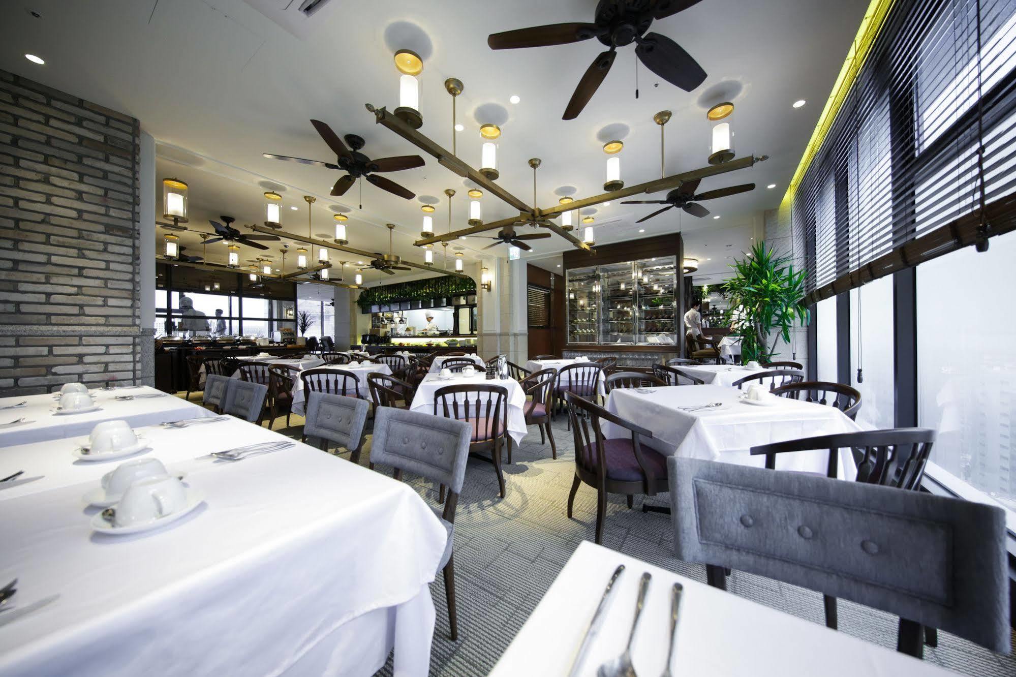 Hotel Solaria Nishitetsu Myeongdong Seoul