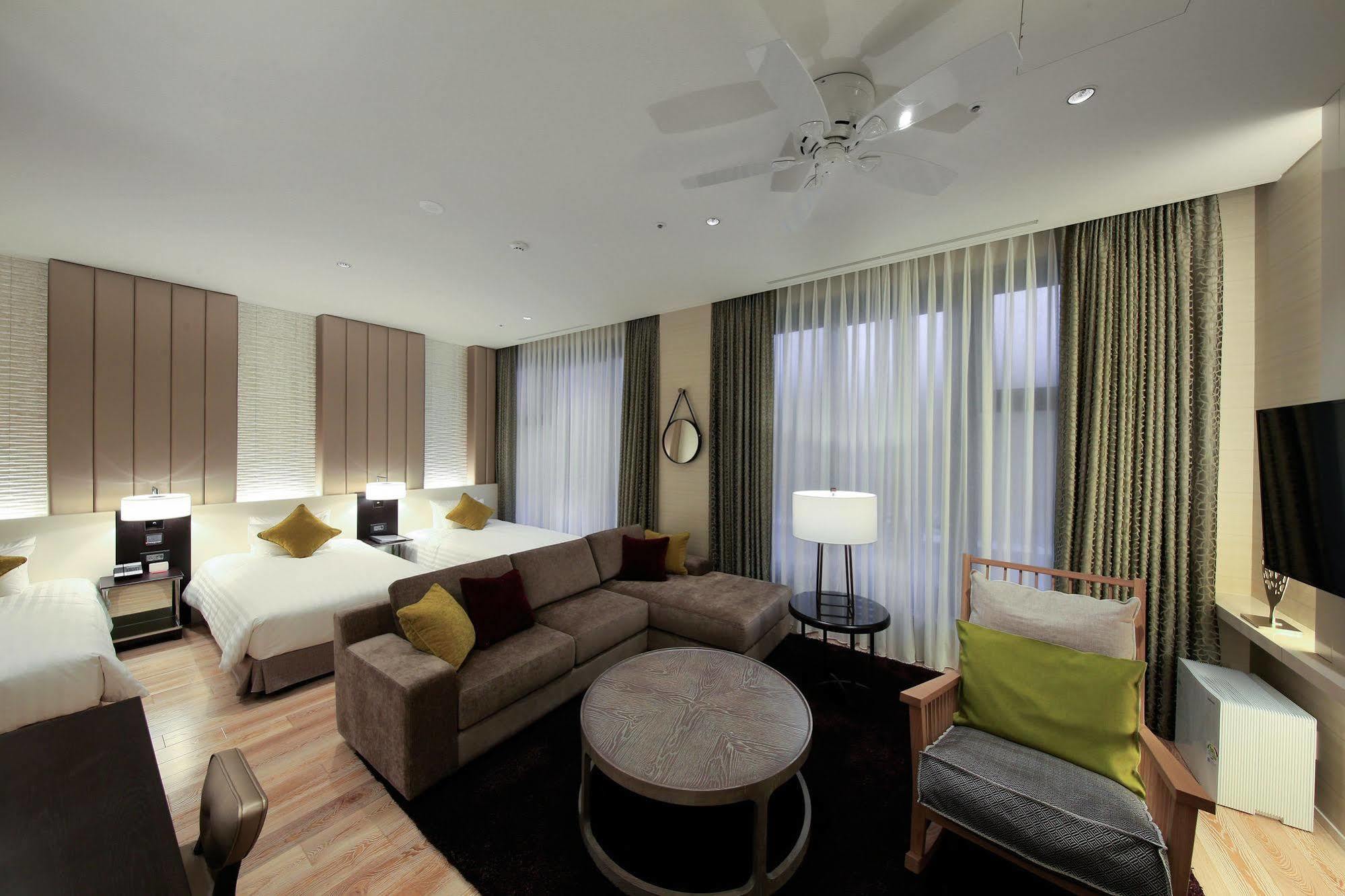Solaria Nishitetsu Myeongdong Hotel 3*