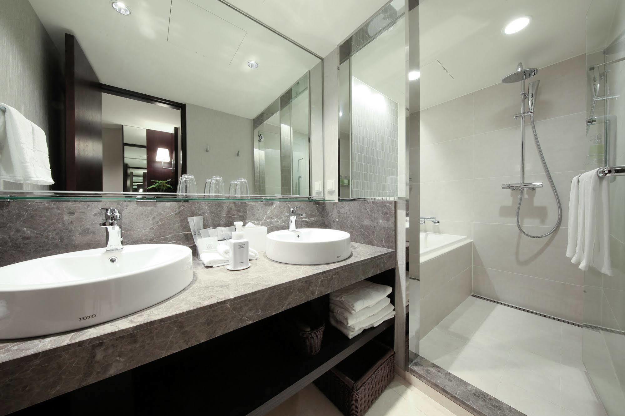 Solaria Nishitetsu Myeongdong Seoul