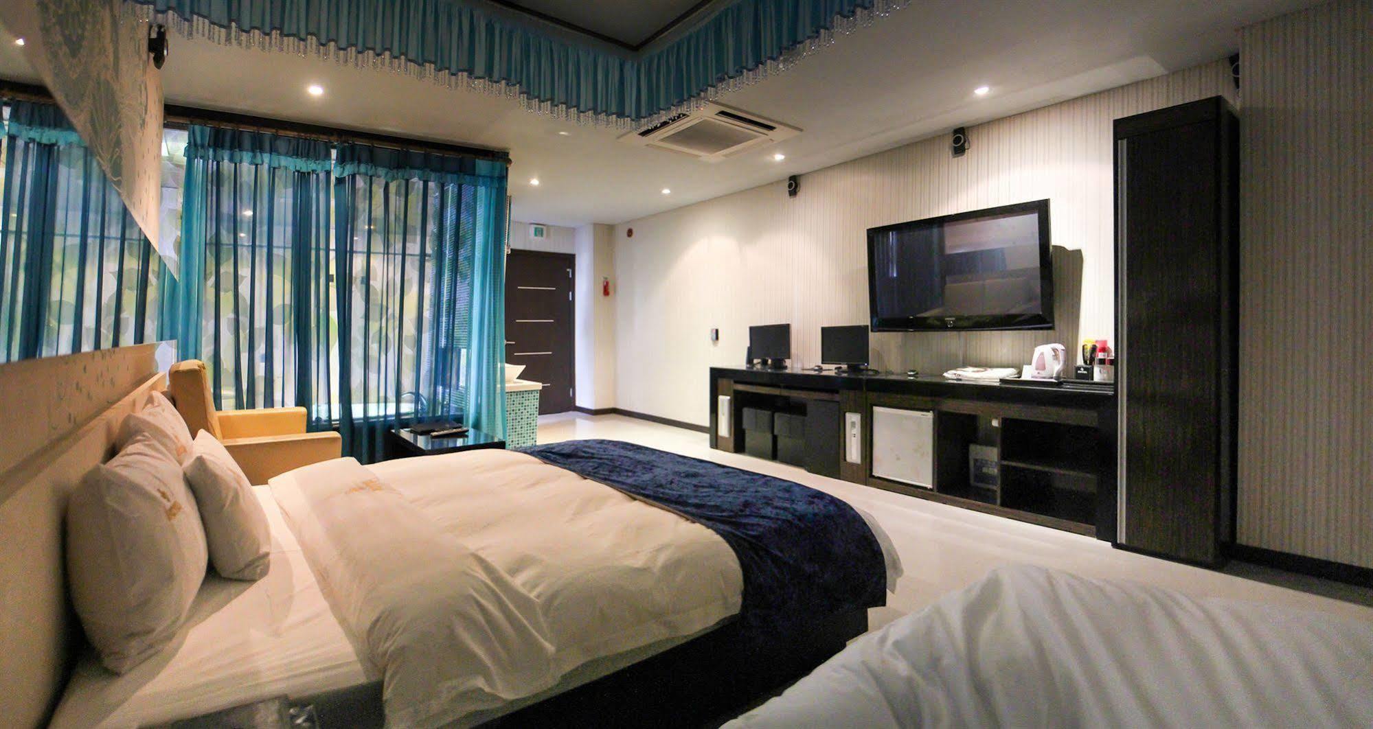 Hotel Jj