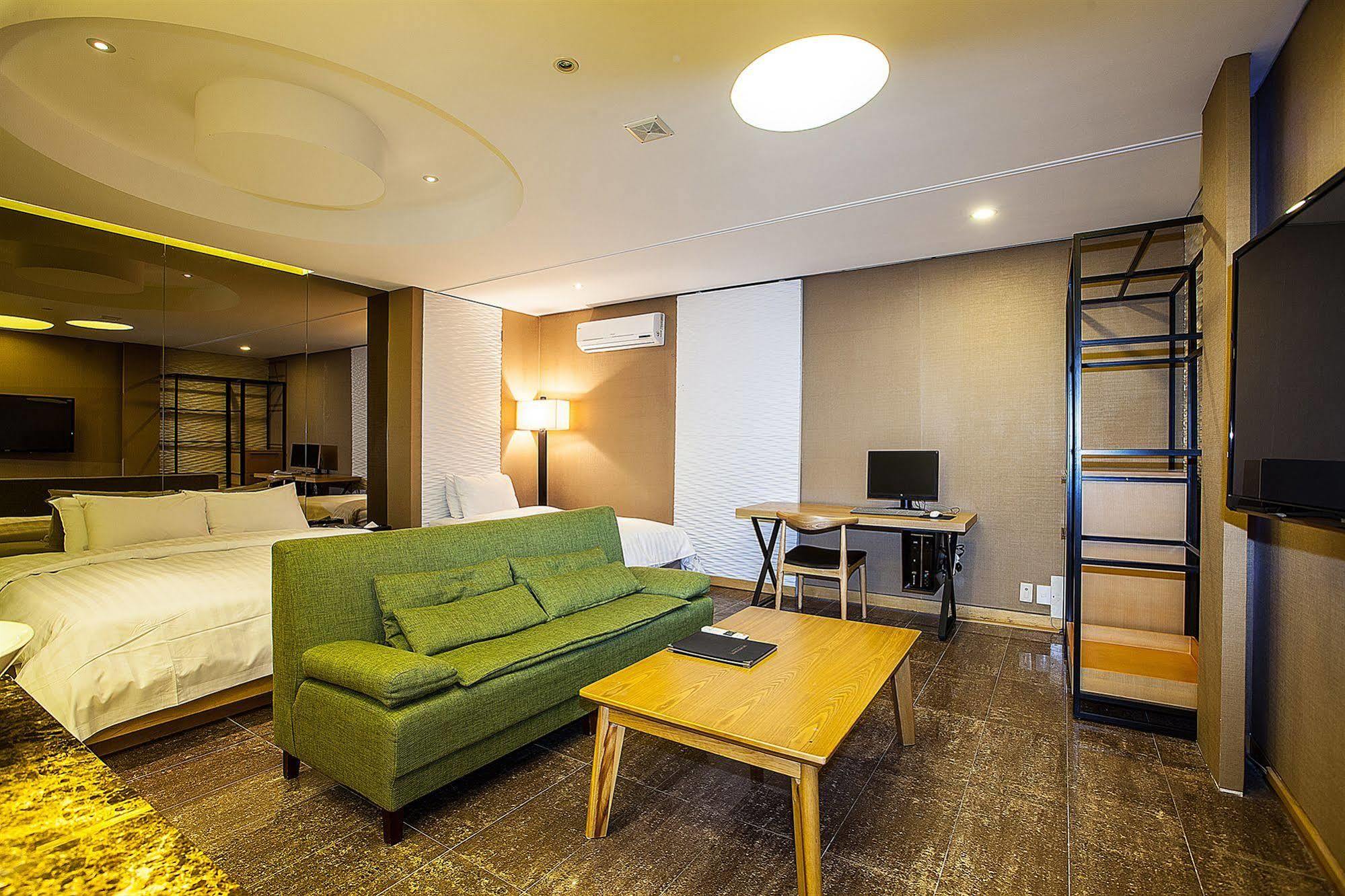 Hotel Yeongdeungpo Lifestyle F Seoul