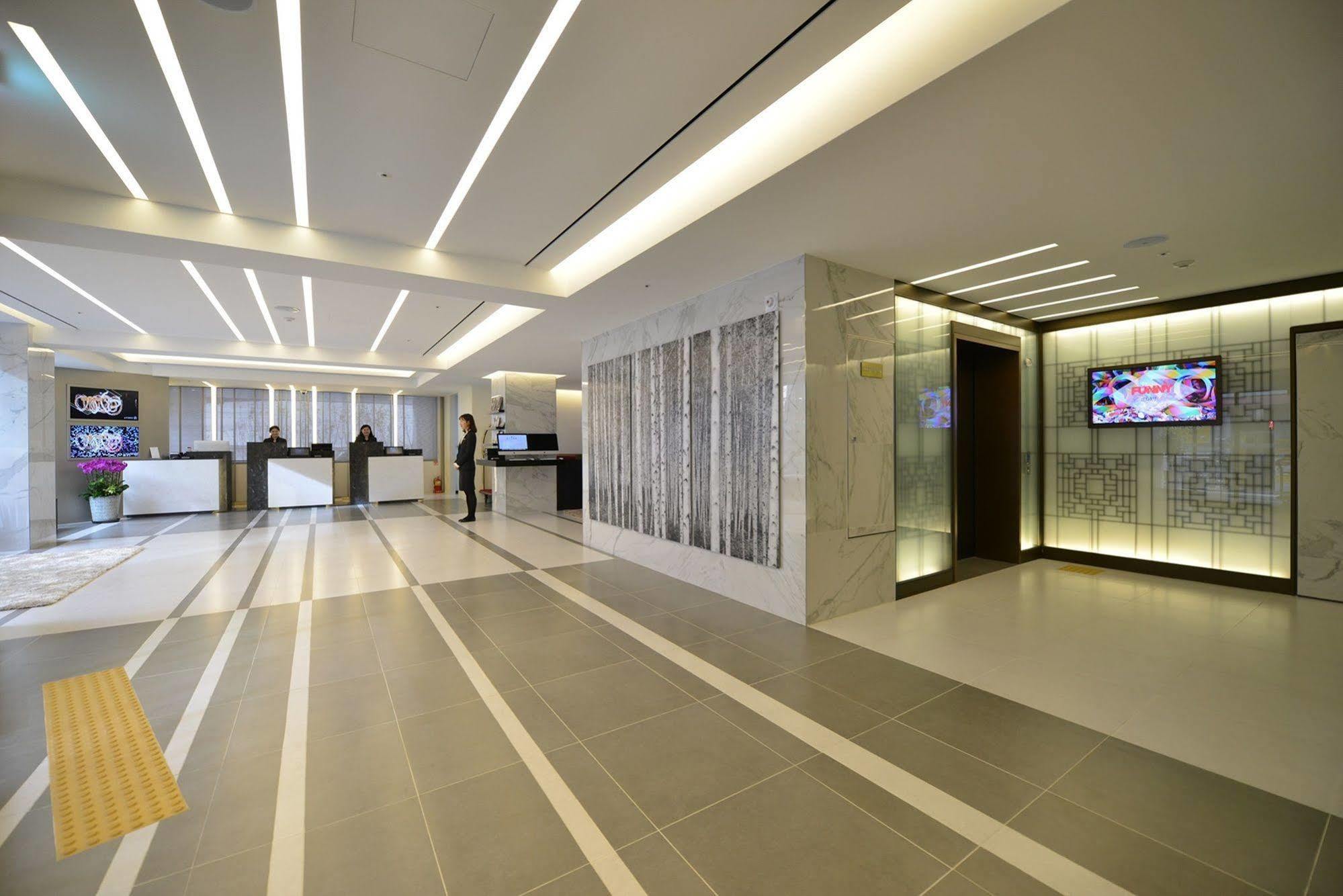 Hotel Midcity Myeongdong
