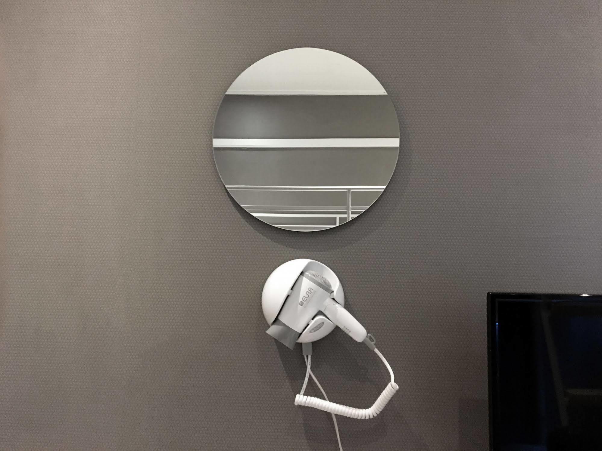 Hotel Mini Insa 2*