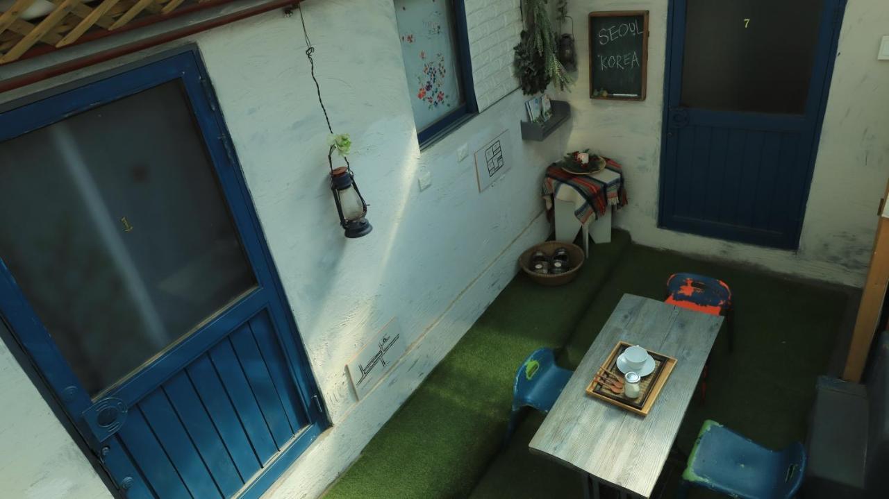 Janice's Traditional House