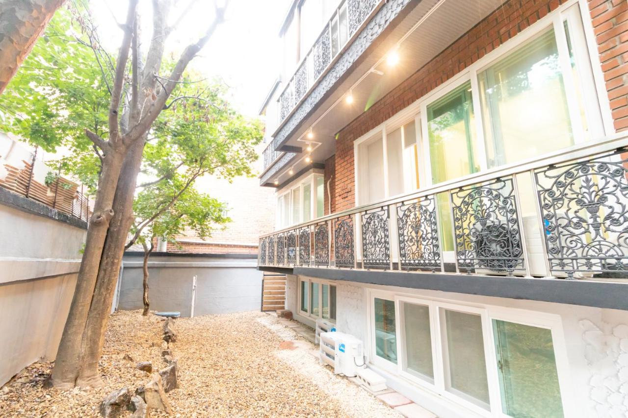 Dawoo House 1 In Hongdae