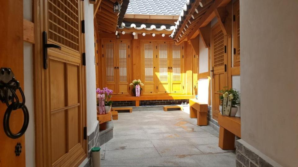 Hi Dongdaemun Hanok *