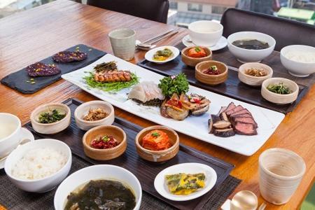 Handpicked & Collections Hotel