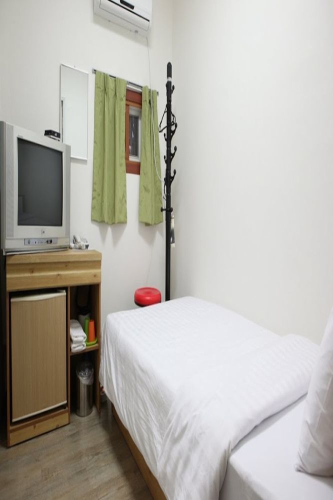 Moons Hostel Myeongdong Casa de hóspedes