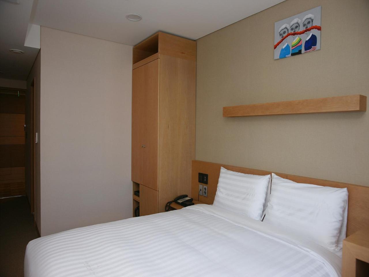Floral Namsan Myeongdong 3*