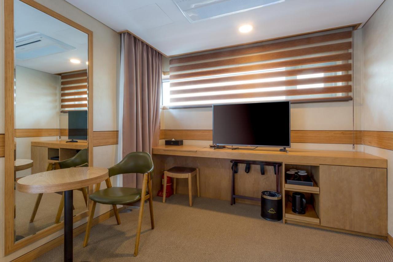 Floral Namsan Myeongdong Hotel 3*