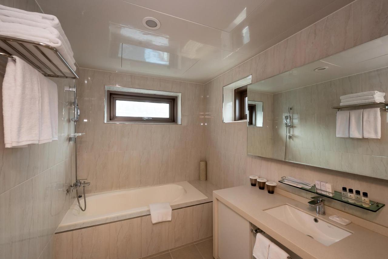 Hotel Floral Namsan Myeongdong 3*