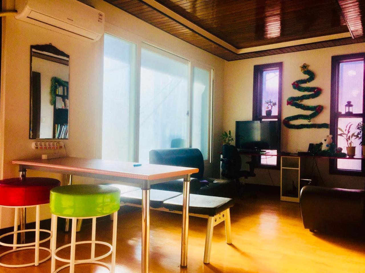 Apartment Chingu Hongdae *