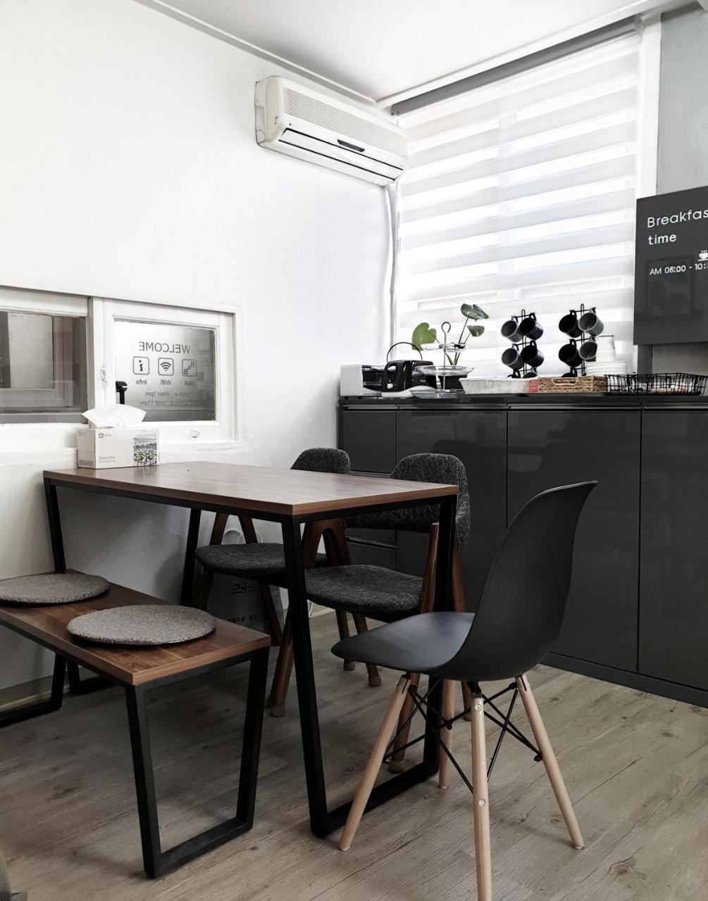 Y.road 135 Guest house Seoul