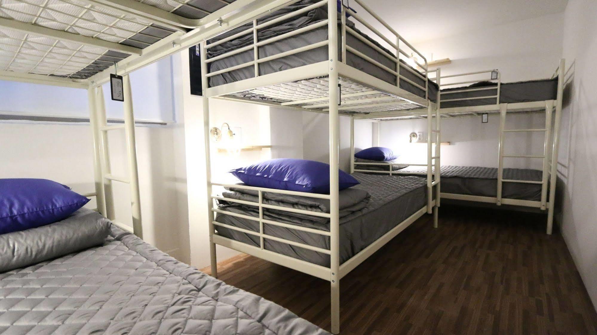 Hostel Blue Boat Myeongdong