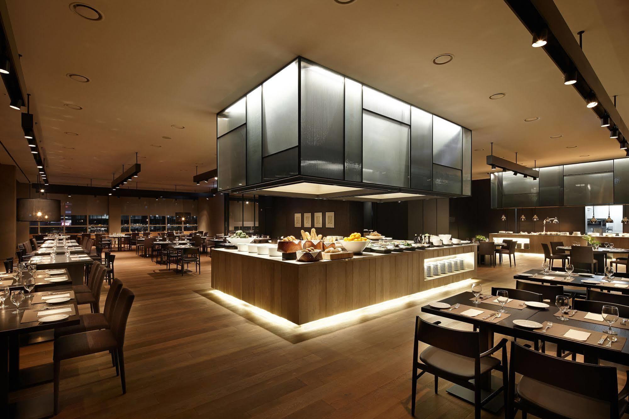 Shilla Guro - Guro Digital Complex Station 4* Seoul