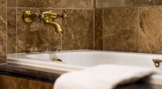 Hotel Grand Mercure Imperial Palace