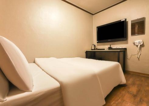 Grim Jongno Hotel 2*