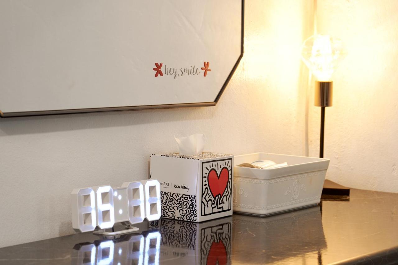 Jun Guesthouse 2*
