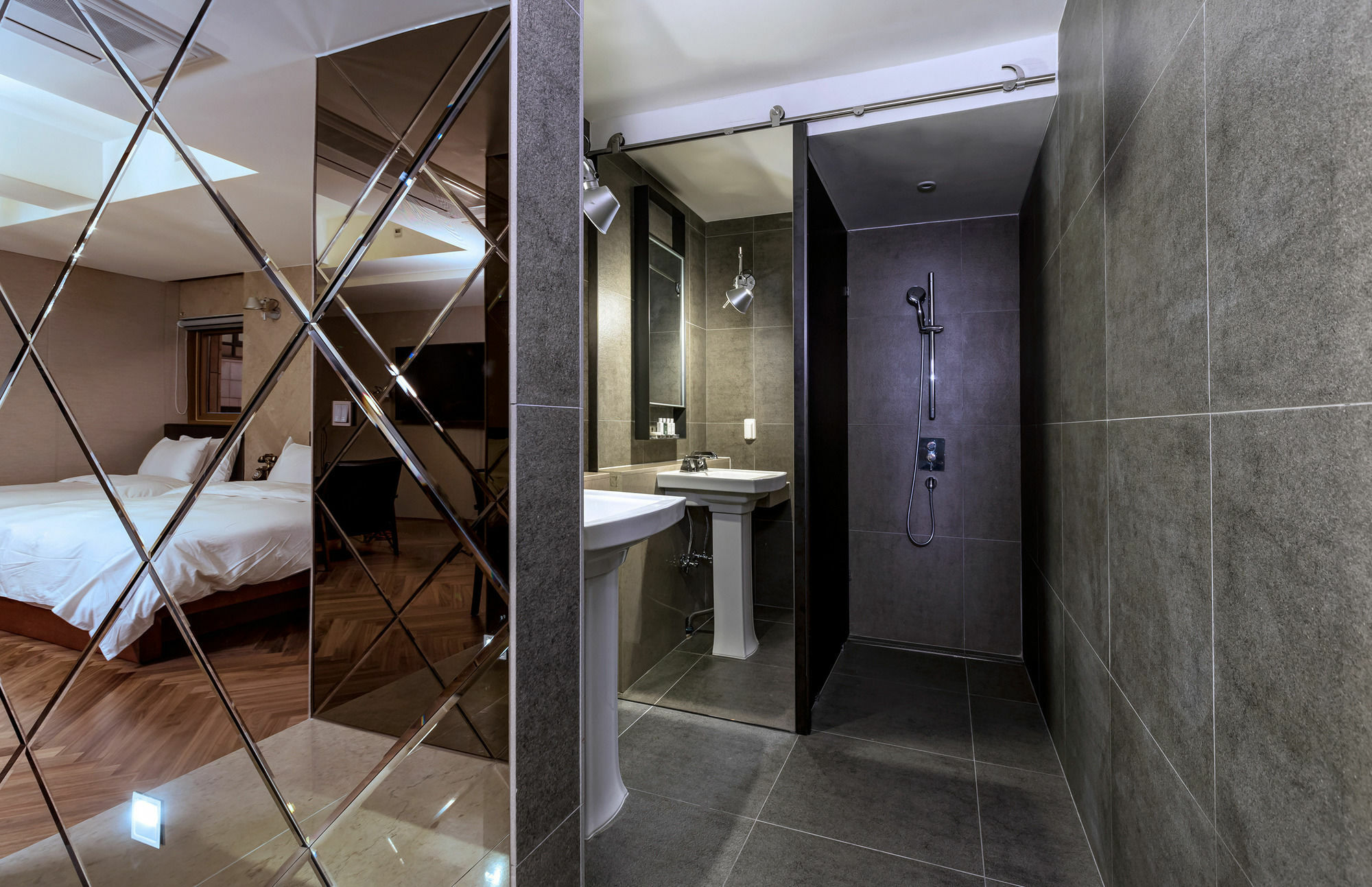Capace Gangnam Hotel