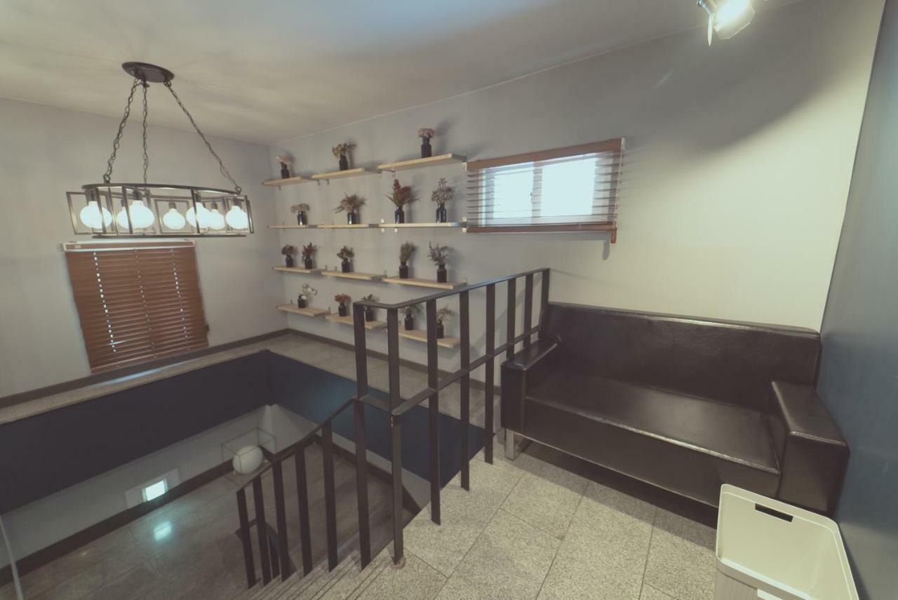Hostel The An