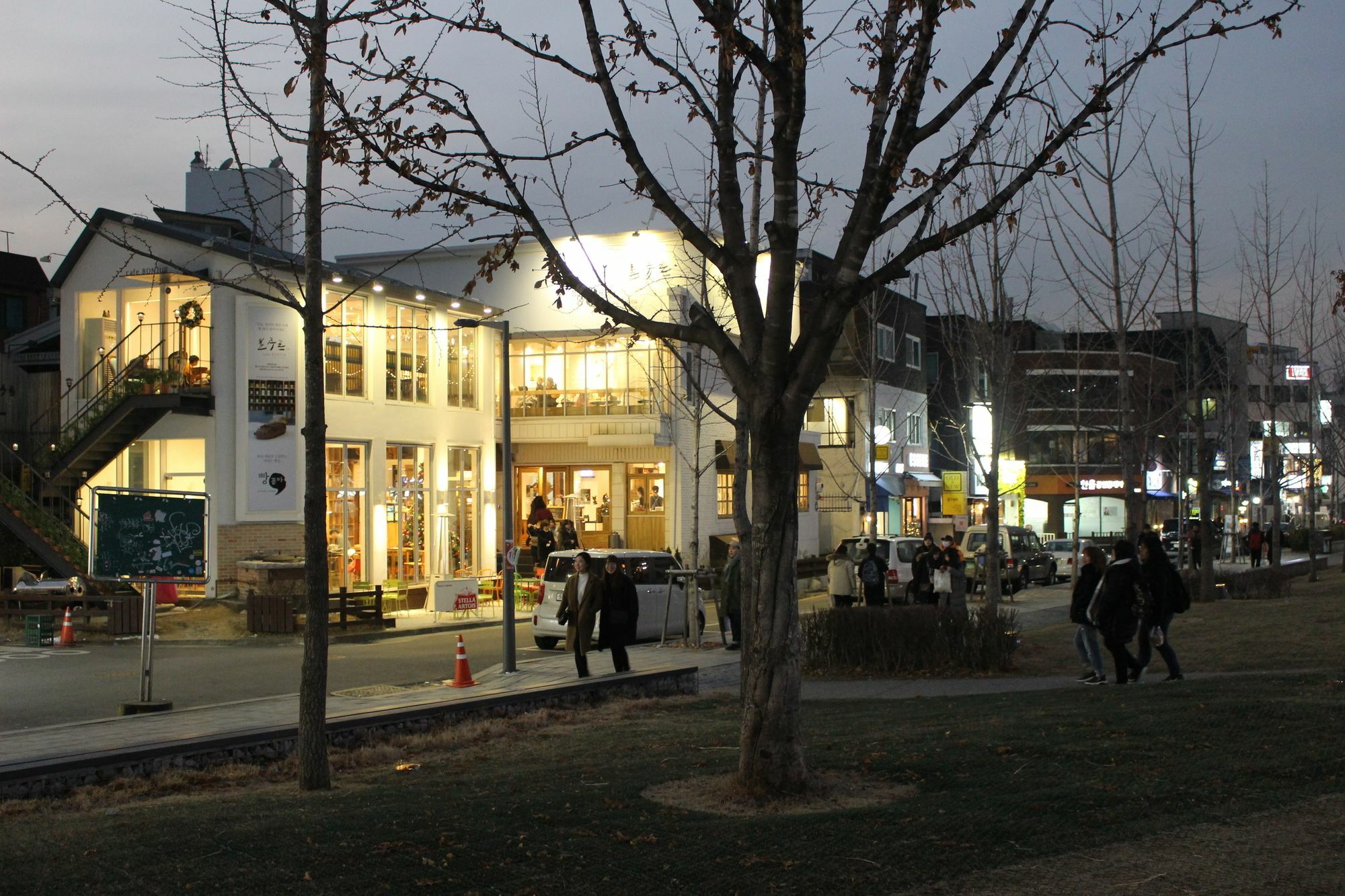 Bunk Hongdae2 *