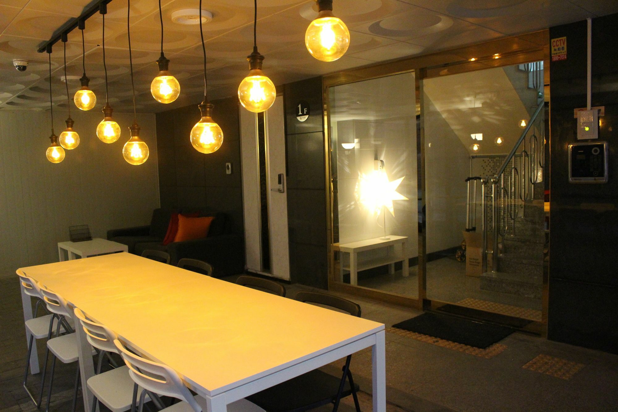 Bunk Hongdae2 Hostel