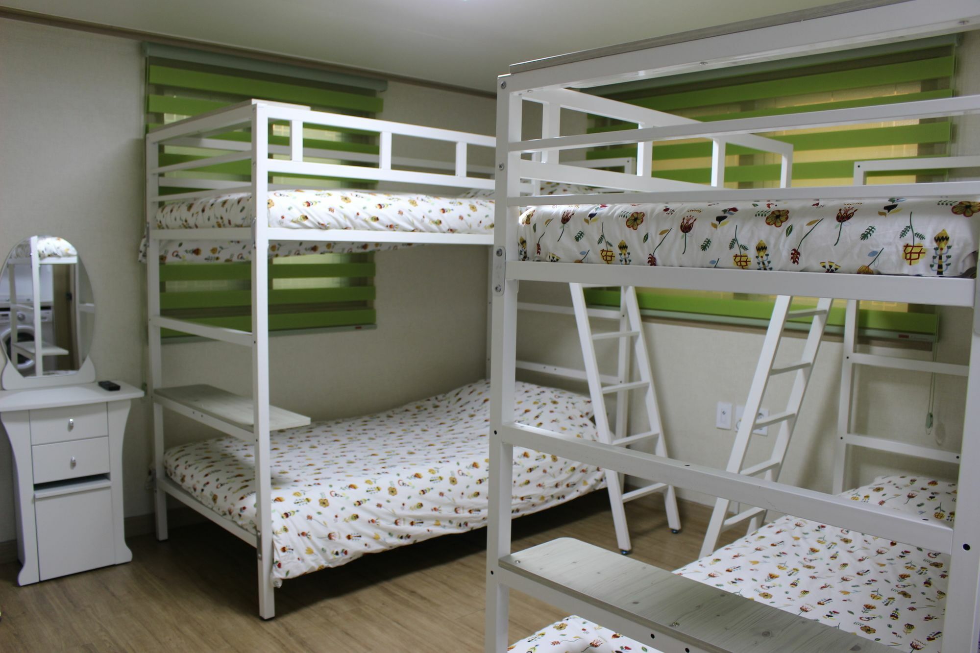 Bunk Hongdae2 Hostel Seoul